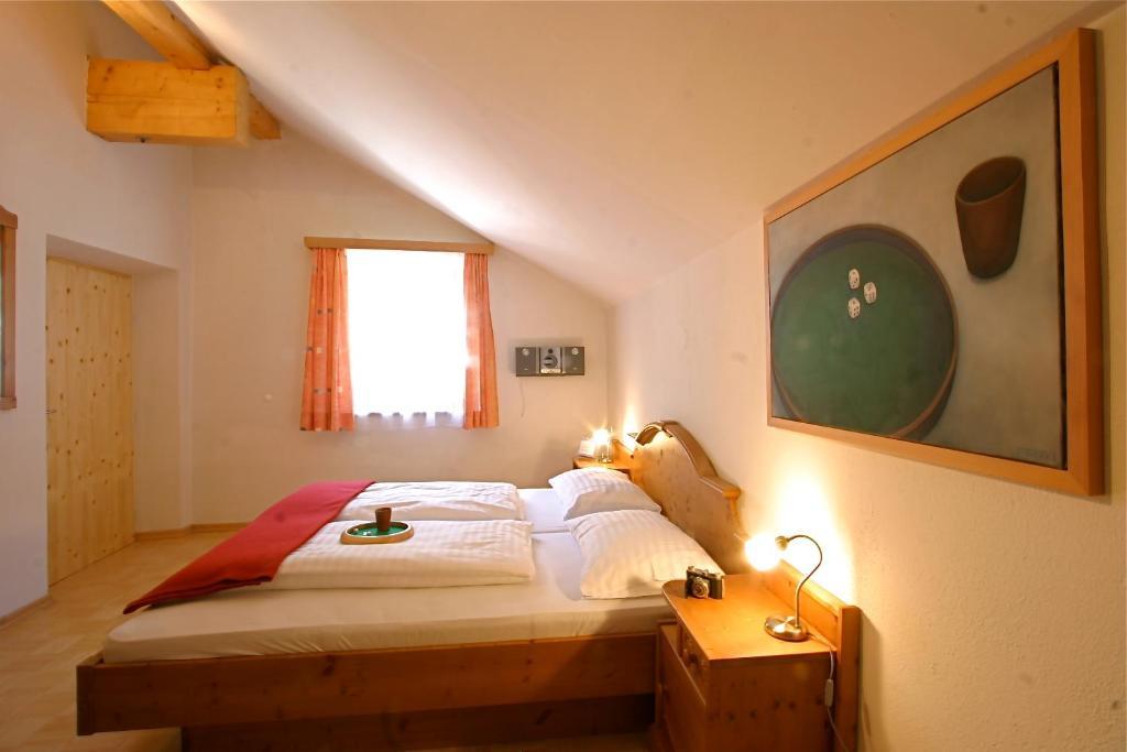 Spiele- Und Buchhotel Tschitscher Nikolsdorf Pokoj fotografie